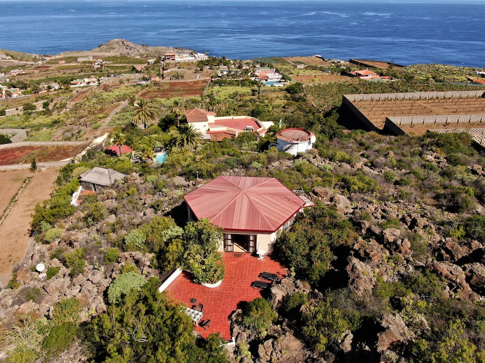 Parasol - Finca Tabaiba by TOR — photo 1