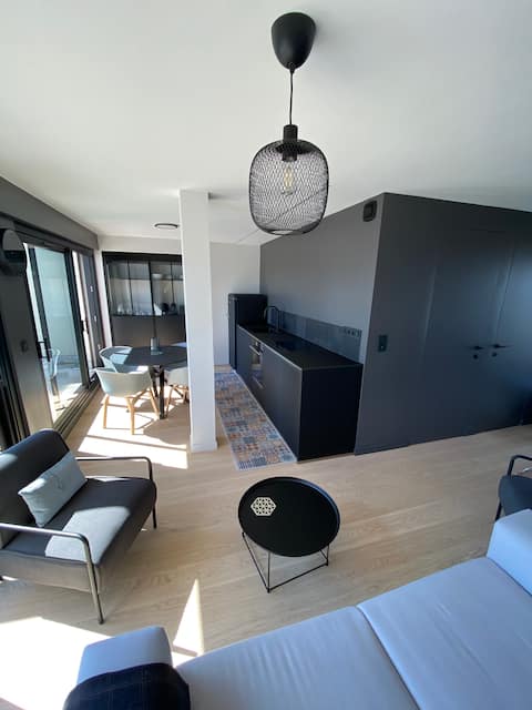 Successful Airbnb property: Rooftop 4* in Thonon - Touch the sky and the lake in Thonon Les Bains