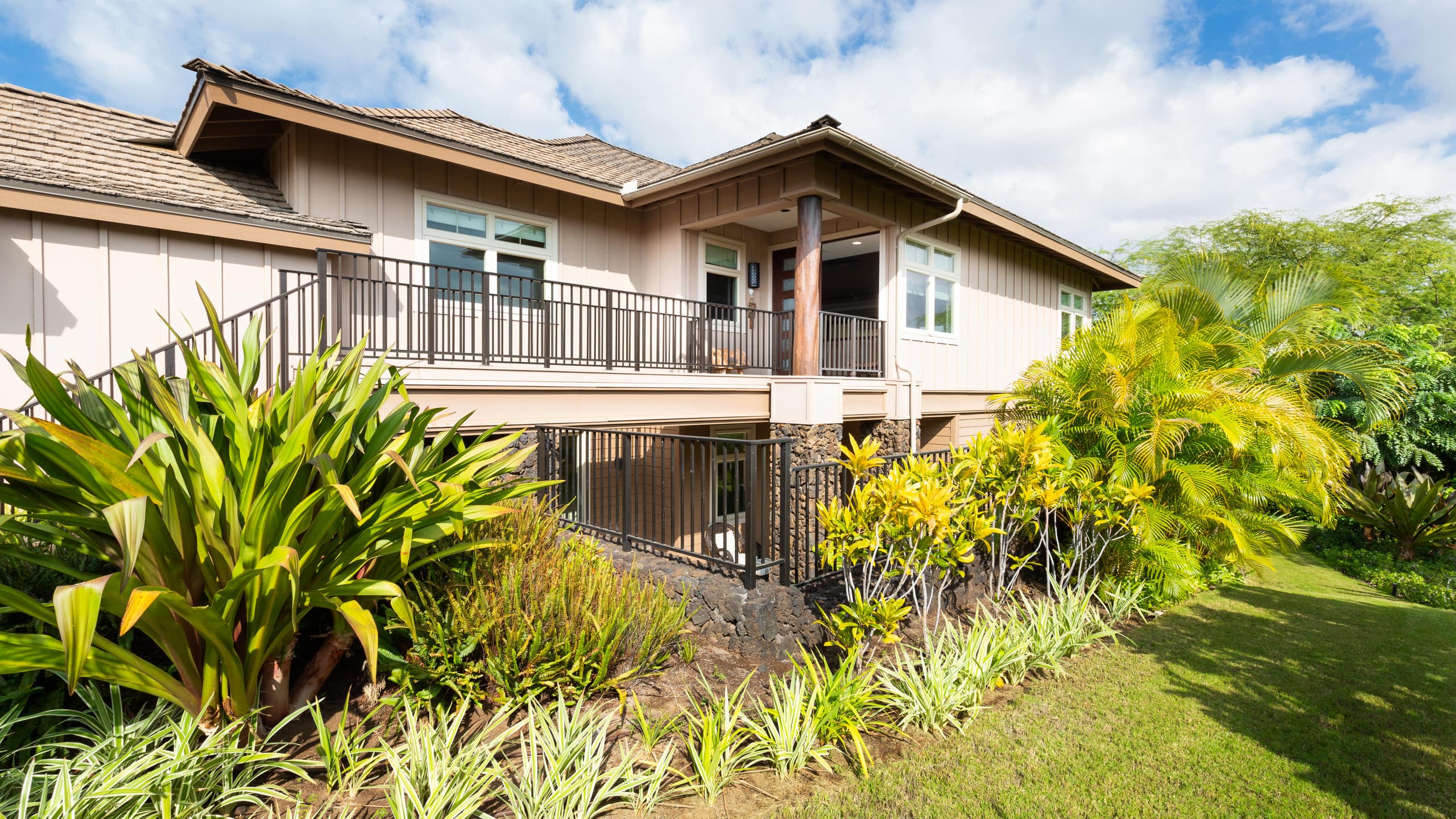 Home in Waimea · ★5.0 · 4 bedrooms · 6 beds · 3.5 private baths - Image 48
