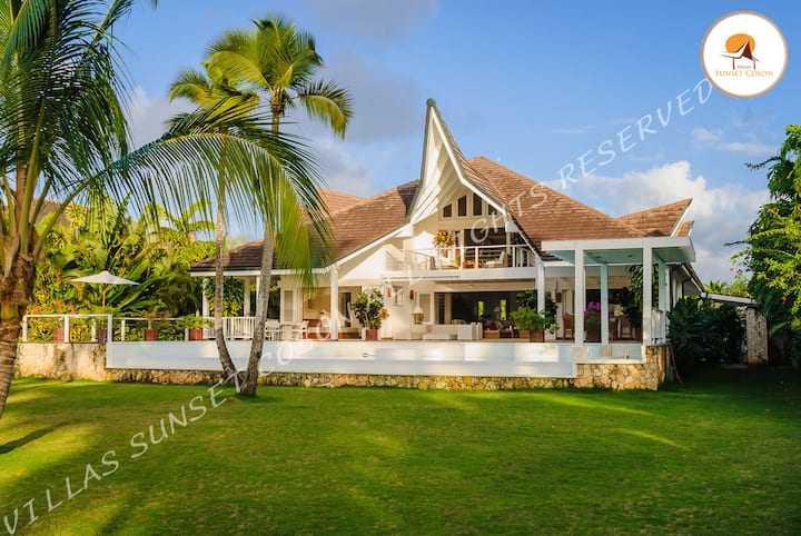 "Limoncillo"- Luxury - Front Beach Exclusive Villa - Las Terrenas