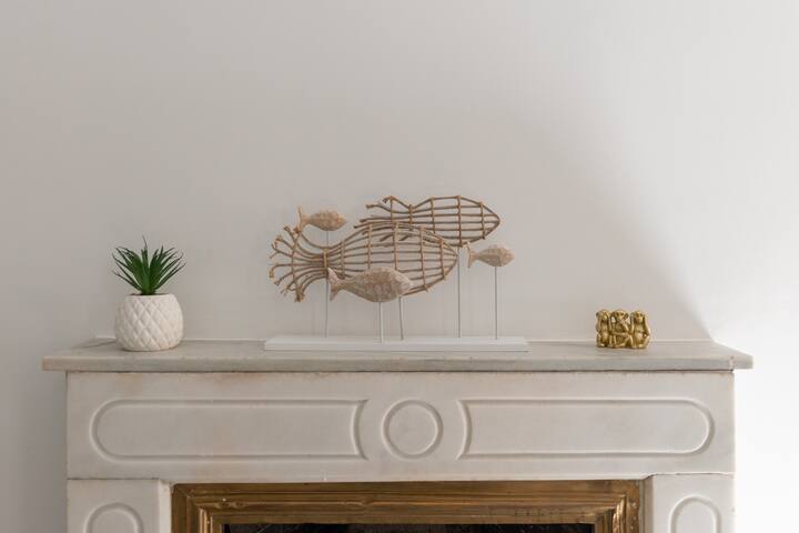 Exclusive BANKSY DOWNTOWN, by MONARO***** gallery image 5