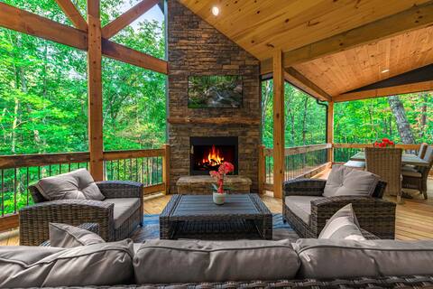 Fall Special*HotTub*Fireplaces*Foliage*SwingBed*
