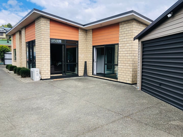 Annesbrook Hideaway Houses for Rent in Nelson, Nelson, New Zealand