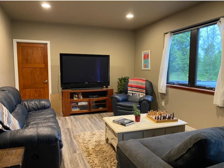 Cedar Creek Wilderness Retreat - Cedarburg, WI