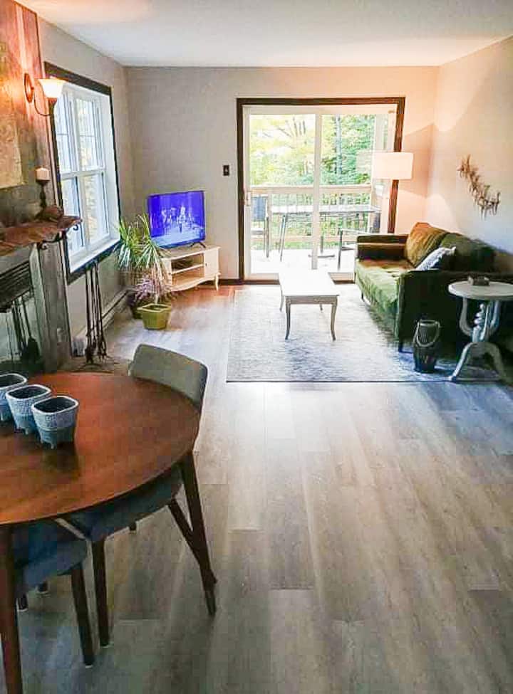 SainteAnnedesLacs Ferienwohnungen & Unterkünfte Québec, Kanada