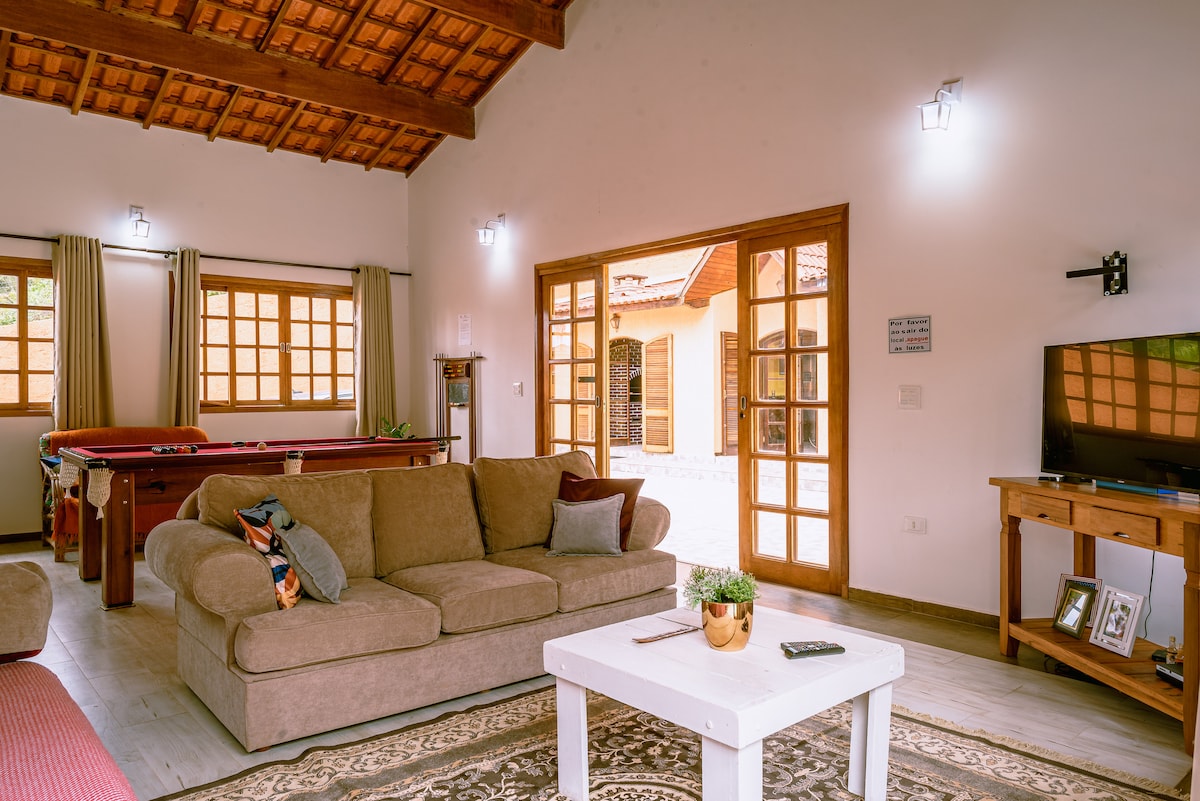 Top Airbnb: Farmhouse - Entire Space - Closed Cond. - Ibiúna SP em Piedade
