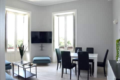 - ViaRoma - Very central apartment with sea view