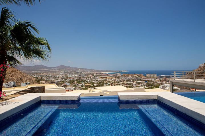 Condo in Cabo San Lucas · ★5.0 · 2 bedrooms · 2 beds · 2 baths