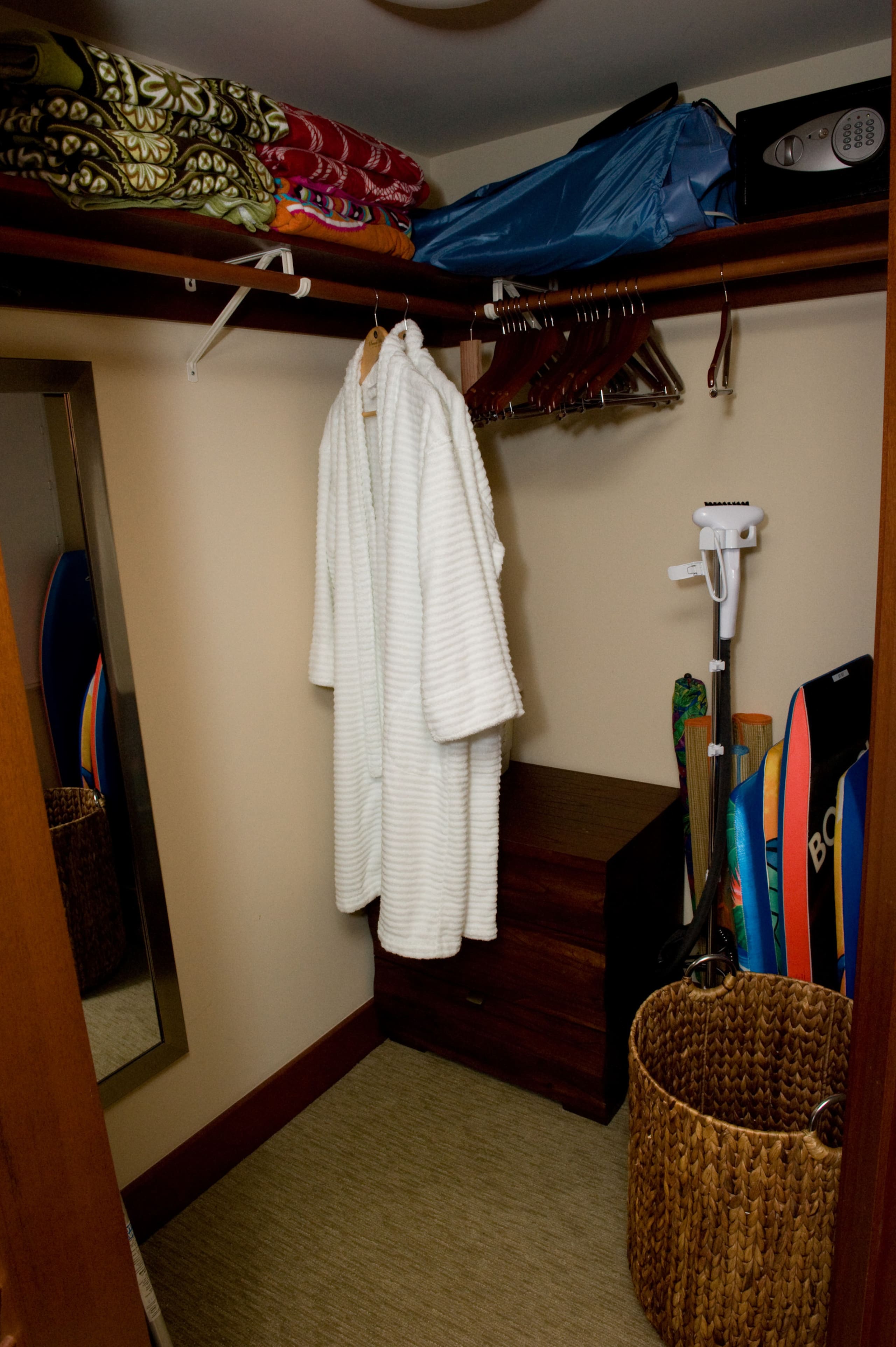 Condo in Kapolei · ★4.97 · 2 bedrooms · 3 beds · 2.5 private baths - Image 21