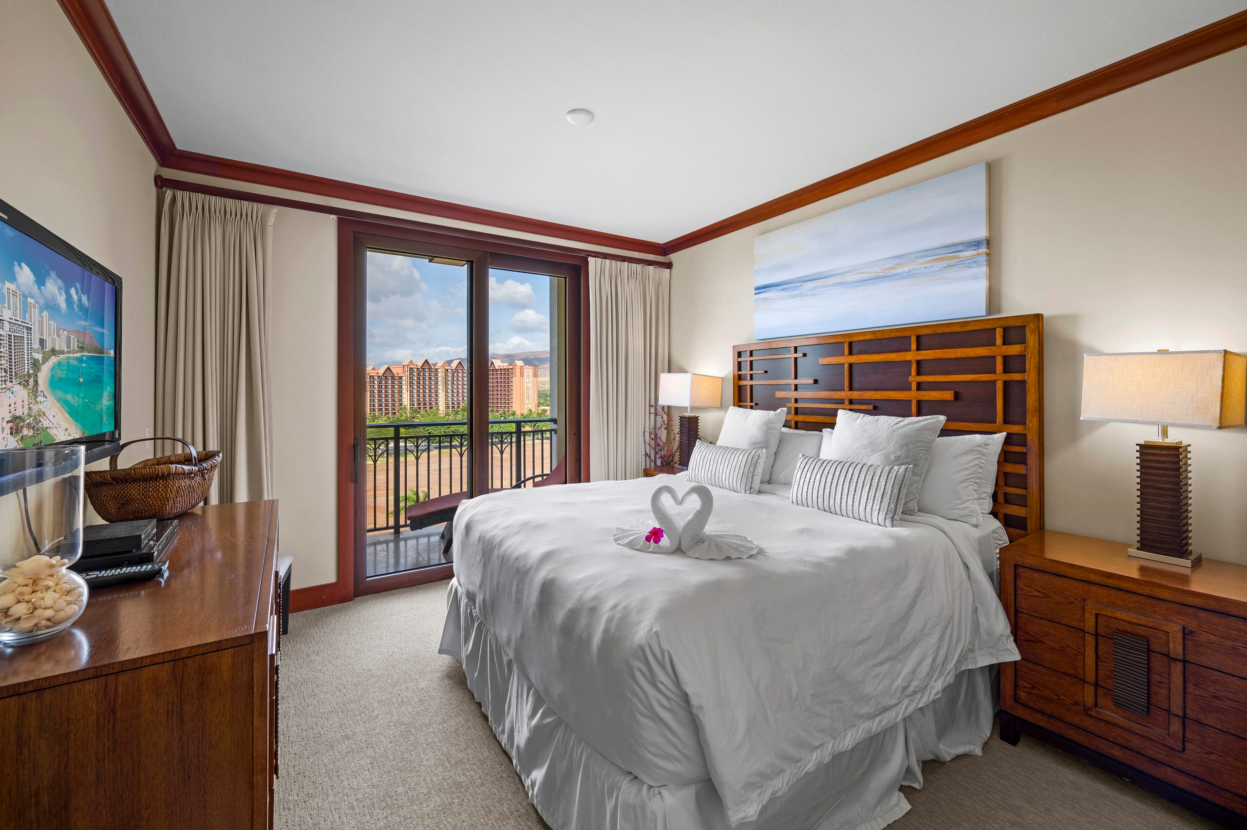 Condo in Kapolei · ★4.97 · 2 bedrooms · 3 beds · 2.5 private baths - Image 2