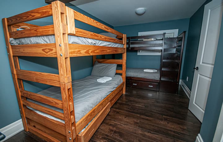 საძინებელი 4