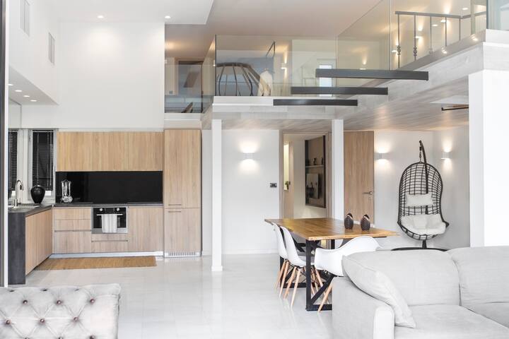 Superior Two Bedroom Suite Steam Bath-Azelia Suite gallery image 3