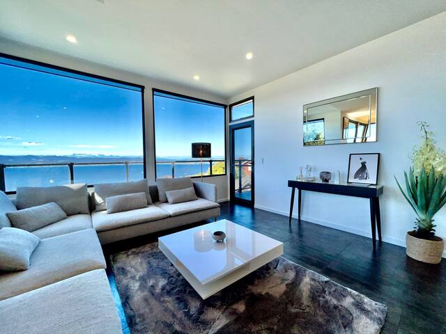 Nicholas House – Luxury with river & city views gallery image 3