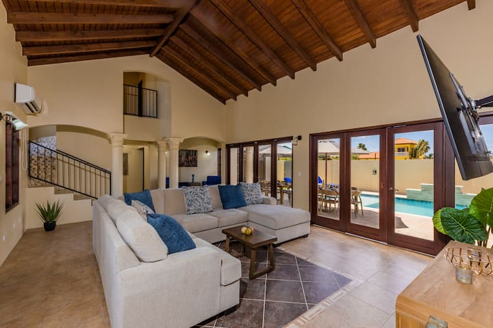 Large 5br Villa With Private Pool Near Eagle Beach - Aruba