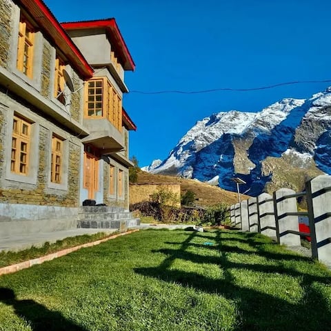 Lahaul Home Stay Sumnam.
Since 2010.
Ph:8219734940