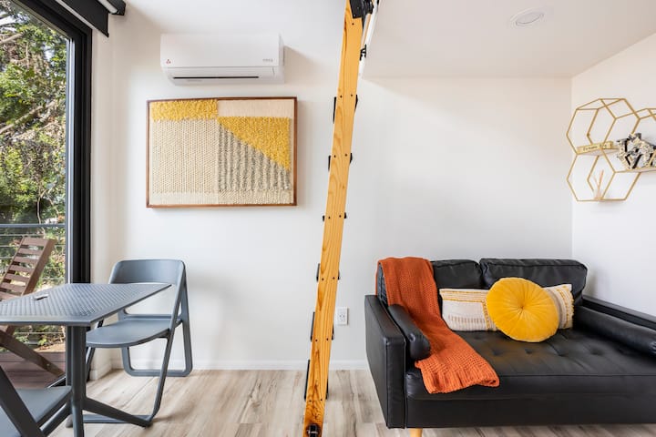 Unique Tiny House Near Usd! - San Diego, CA