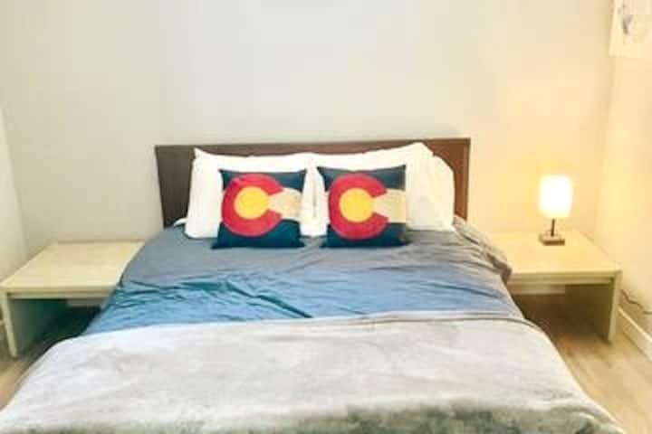 ¡Habitación 5! ¡Cama muy cómoda!