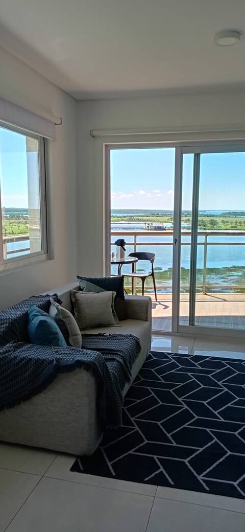 601. Beautiful Apt in Condominio Costa del Lago.