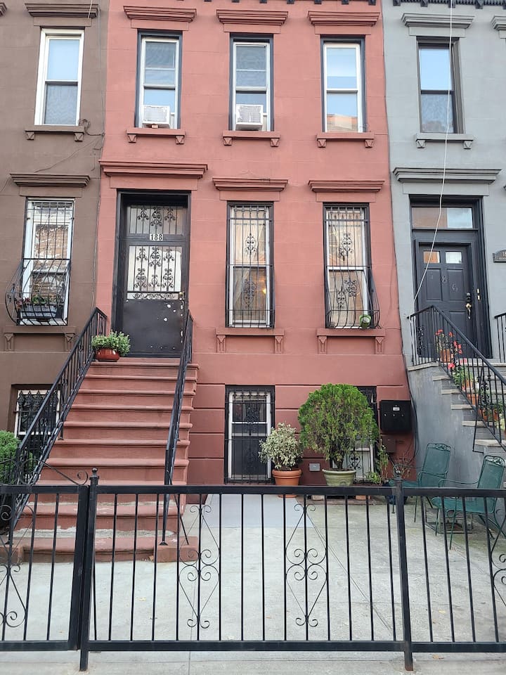 Brooklyn Vacation Rentals & Homes Brooklyn, Brooklyn, NY Airbnb