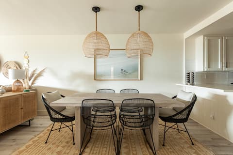 Top Airbnb: Ocean views condo a block from the bluffs! in Del Mar