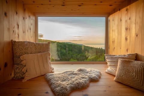 Eskal Charlevoix – Pool, spa, river view