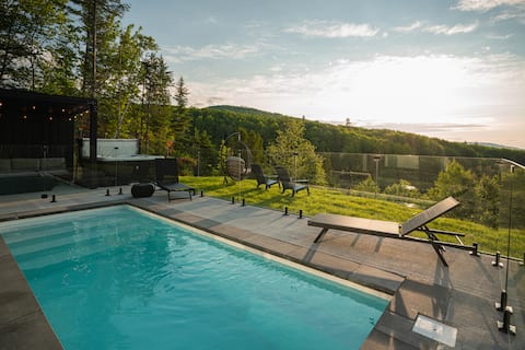 Eskal Charlevoix – Pool, spa, river view