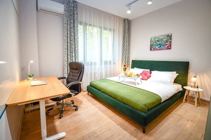 You will ❤️ this NEW modern & spacious apt!