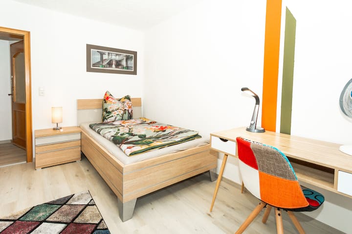 საძინებელი 1