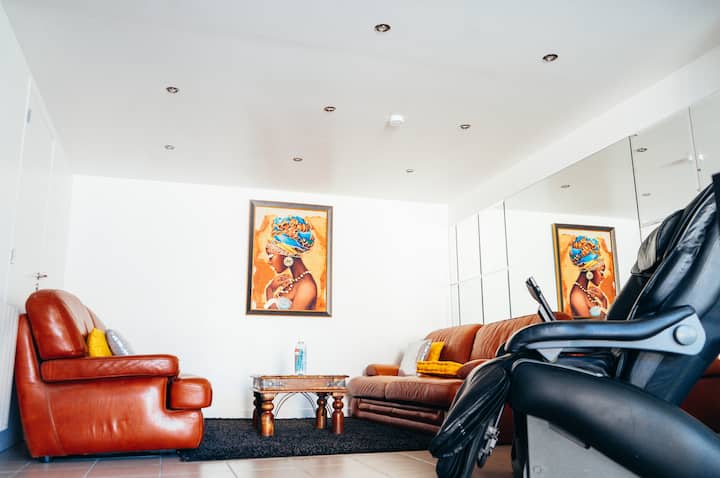 Kimia House Ii : Appart 2 Chambres - Cergy