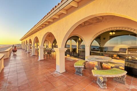 Beach Haven.
5 Bedroom beachfront living