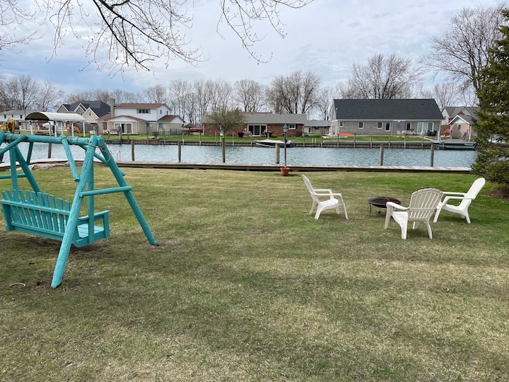 Harsens Island Vacation Rentals Cottage and House Rentals Airbnb