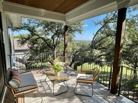 Point Venture Luxury Home with Golf / Lake Access