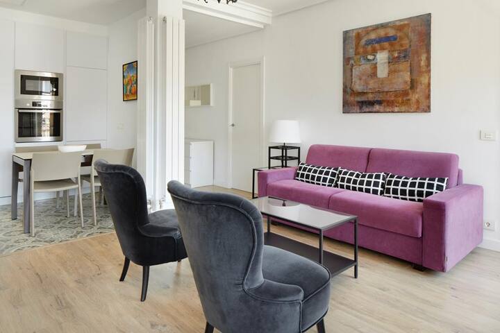 Aldamar Old Town – Romantic Historic Centre gallery image 3