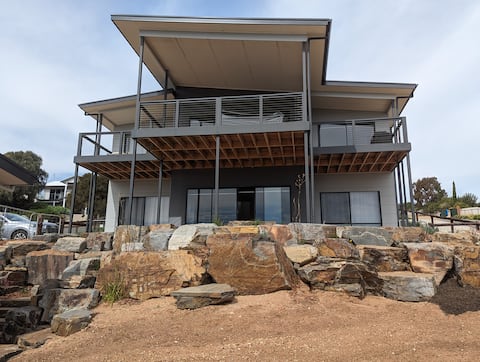 Two storey modern beach house with stunning views