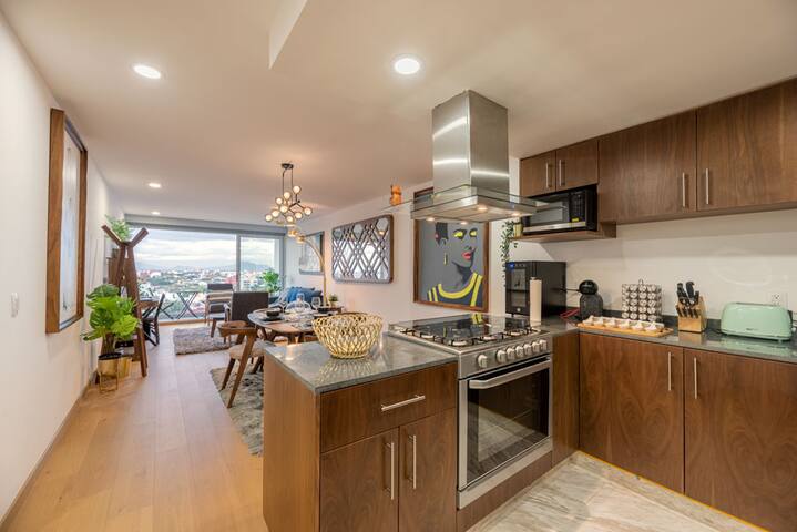 Gorgeous views, air con and perfect Condesa spot gallery image 3