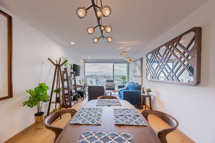 Gorgeous views, air con and perfect Condesa spot gallery image 5