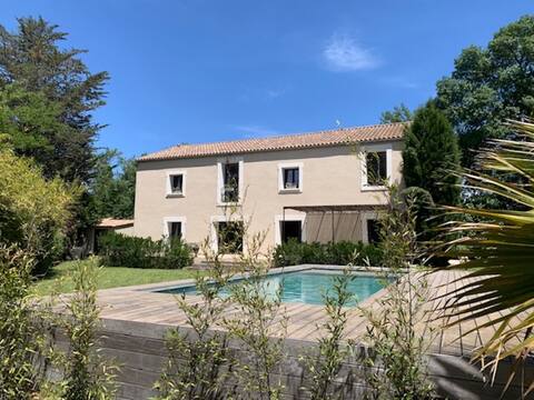 Luxury mas with swimming pool 5 min from beaches