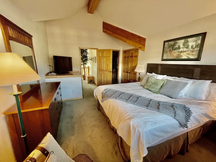 საძინებელი 1