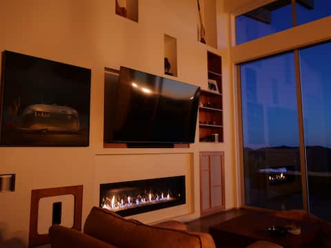 Top performing Airbnb: Sanctuary on Sunset Ridge ~ Panoramic Ocean Views in Avila Beach