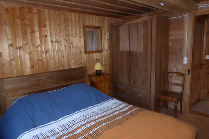 Chambre lit 140
