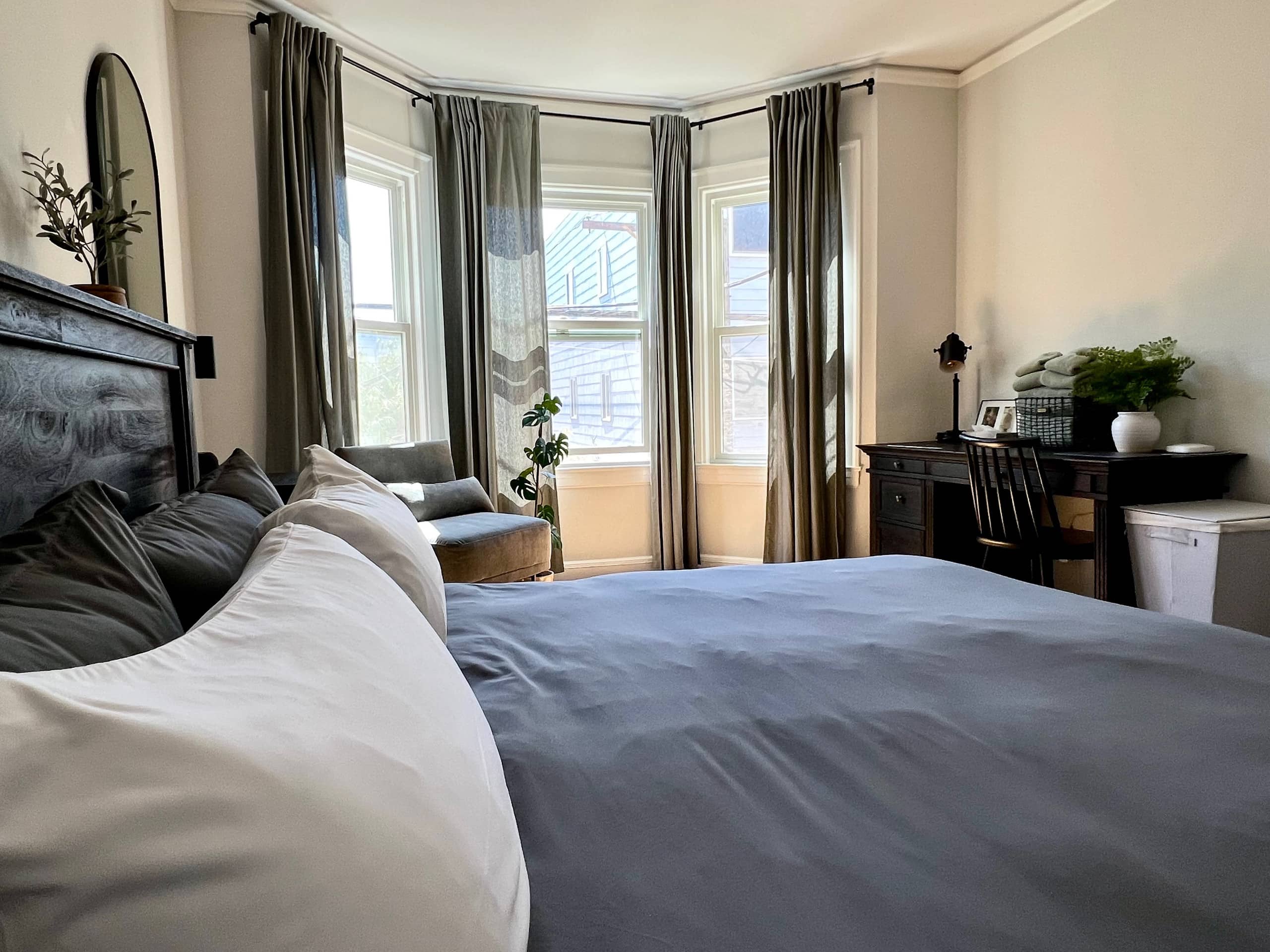 Condo in San Francisco · ★4.86 · 3 bedrooms · 3 beds · 1 bath - Image 14