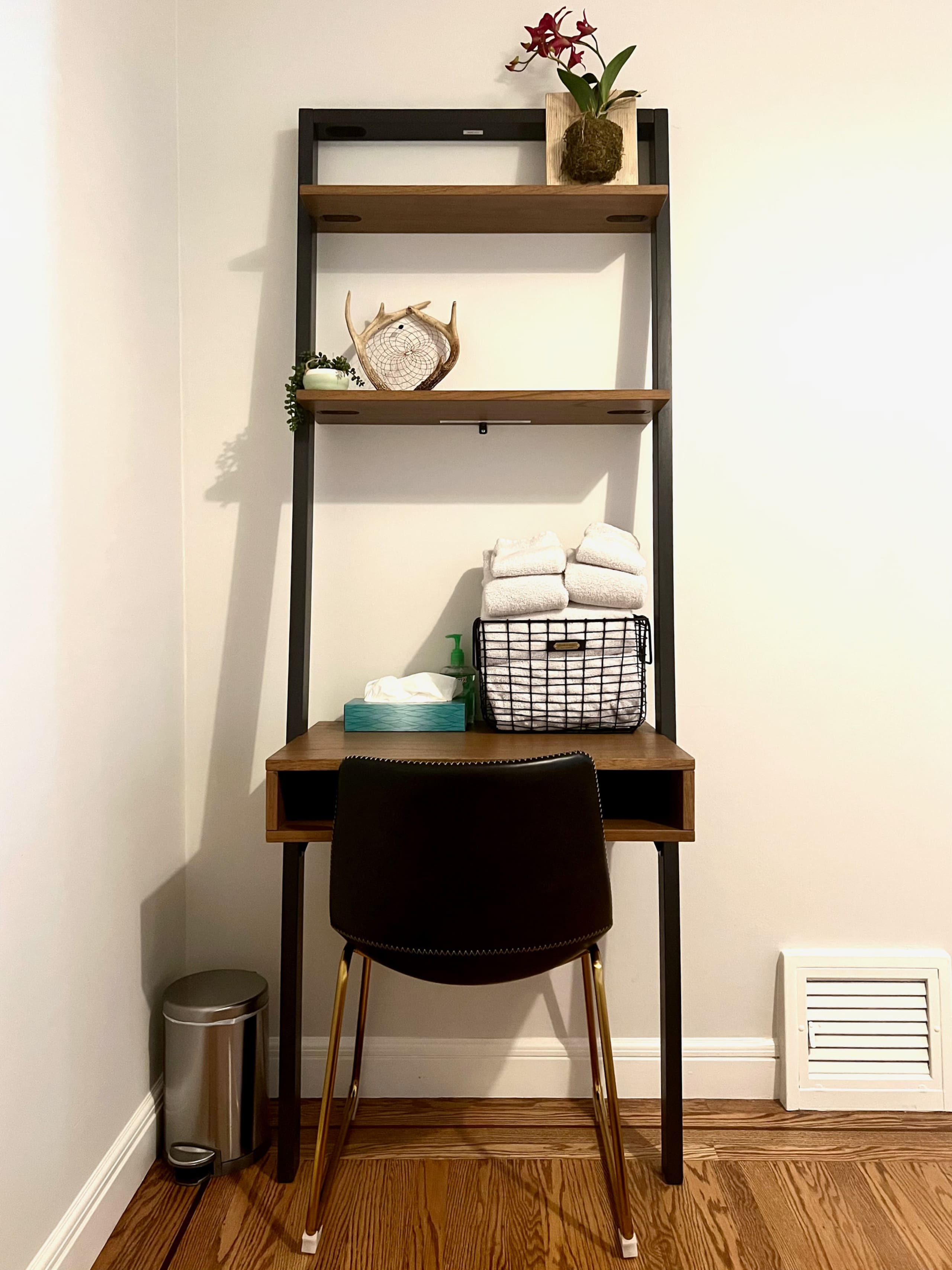 Condo in San Francisco · ★4.86 · 3 bedrooms · 3 beds · 1 bath - Image 11