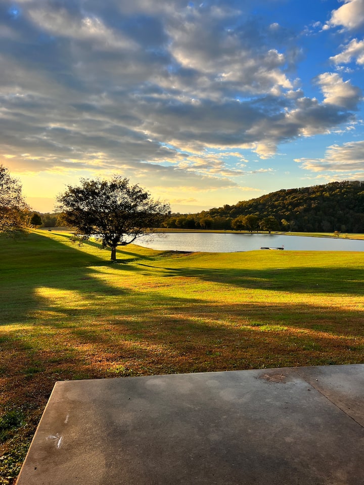 Normandy Lake Holiday Rentals & Homes Tennessee, United States Airbnb