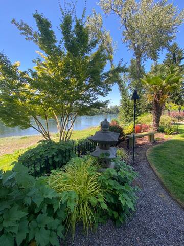 Peace & Tranquility by the River gallery image 4