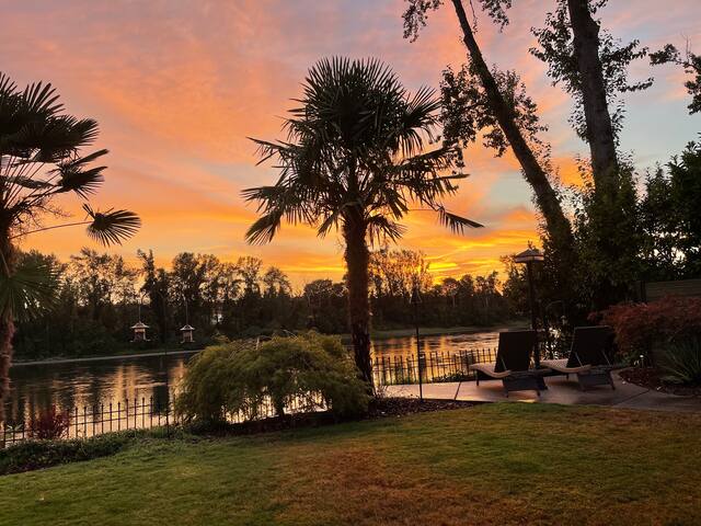 Peace & Tranquility by the River gallery image 3