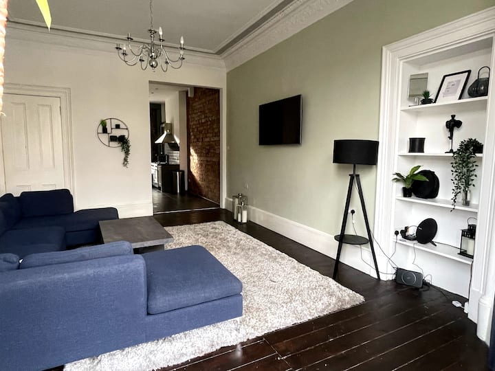 Modern 3 Bedroom Flat In Glasgow - Glasgow