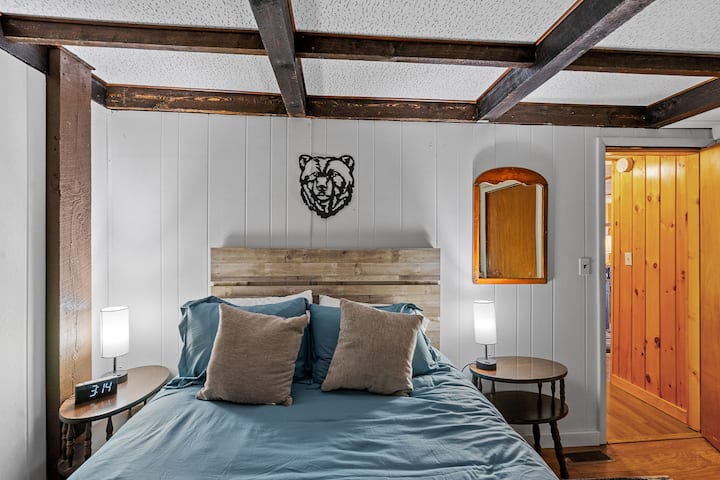 חדר שינה 4 מיטת קווין סייז. 