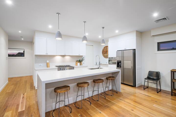 Whitesands gallery image 5