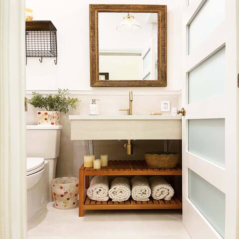 Curated Comfort in the Heart of the Plateau gallery image 5