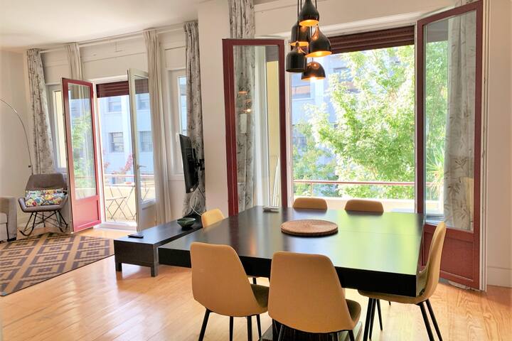 Pinpoint Porto Apartment by Porto City Hosts